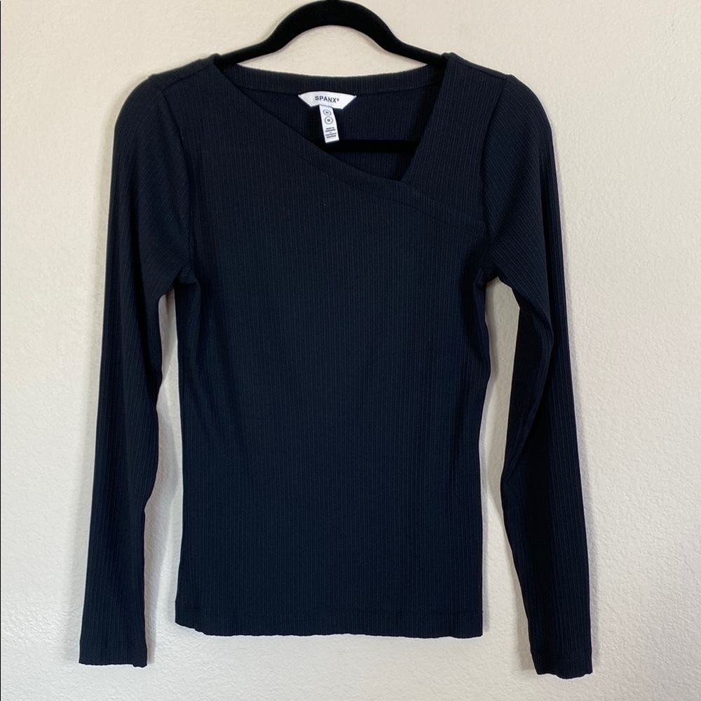 Spanx Black Asymmetrical collar Fitted Long Sleeve Top Sz medium ribbed